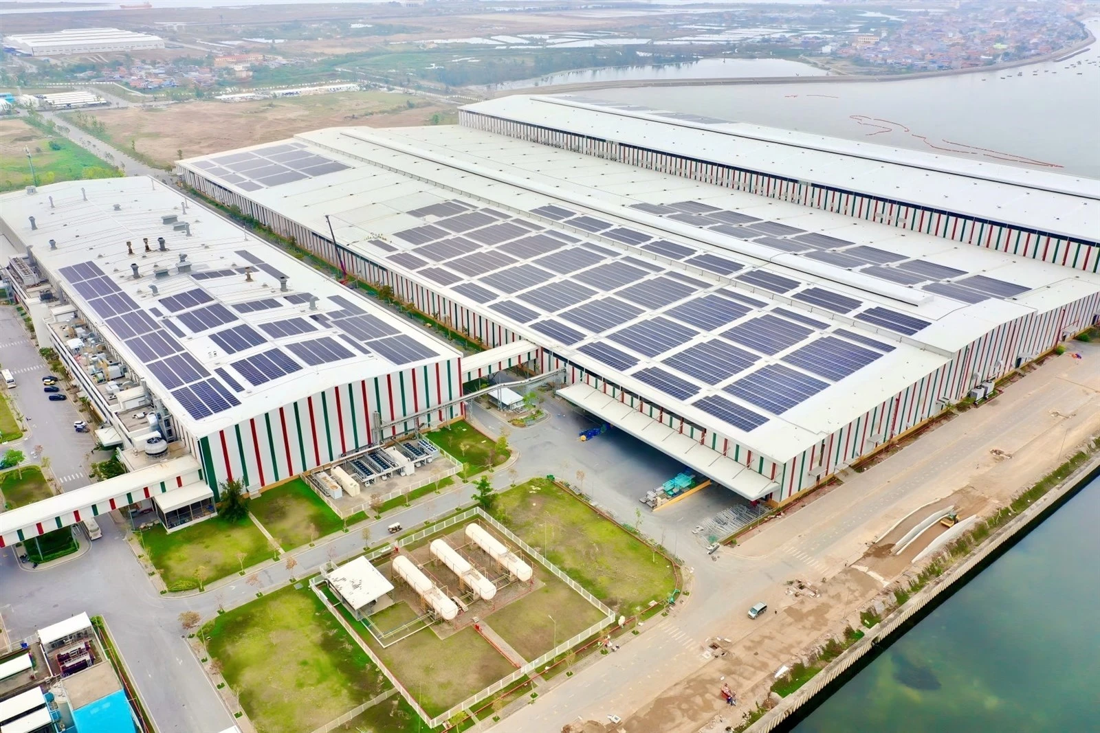 Vietnam Battery Storage with Solar Rooftops1 Vietnam Battery Storage with Solar Rooftops1